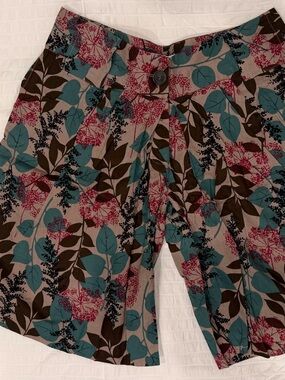 Floral Print Bermuda Shorts – Teal, Brown & Pink